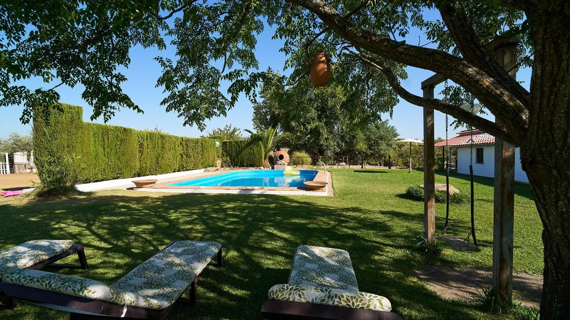 Villa Botero Constantina España
